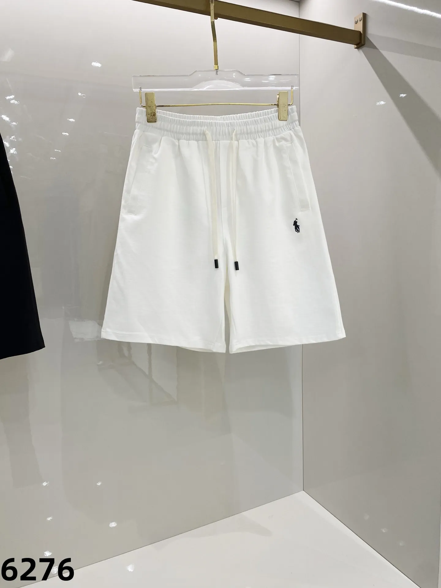 P210 🌸🌸 Ralph Lauren Polo 2025 spring and summer new trousers [knitted trousers] feel comfortable to wear, low-key yet luxurious, very high-end, with pockets designed to be fashionable and high-end. Needless to say, the trousers style and cut are exquisite and vivid. Really first-class and top-quality materials. Really top-grade casual pants and elastic pants of outstanding quality. After heavy washing, the trousers are very soft and not fussy. The upper body is absolutely stylish. Extremely luxurious. Size:M-4XL